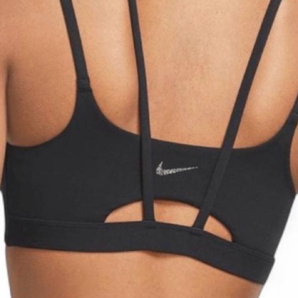 NIKE *NWT ZENVY STRAPPY LIGHT-SUPPORT PADDED SPORTS BRA - WOMEN'S - Picture 3 of 10